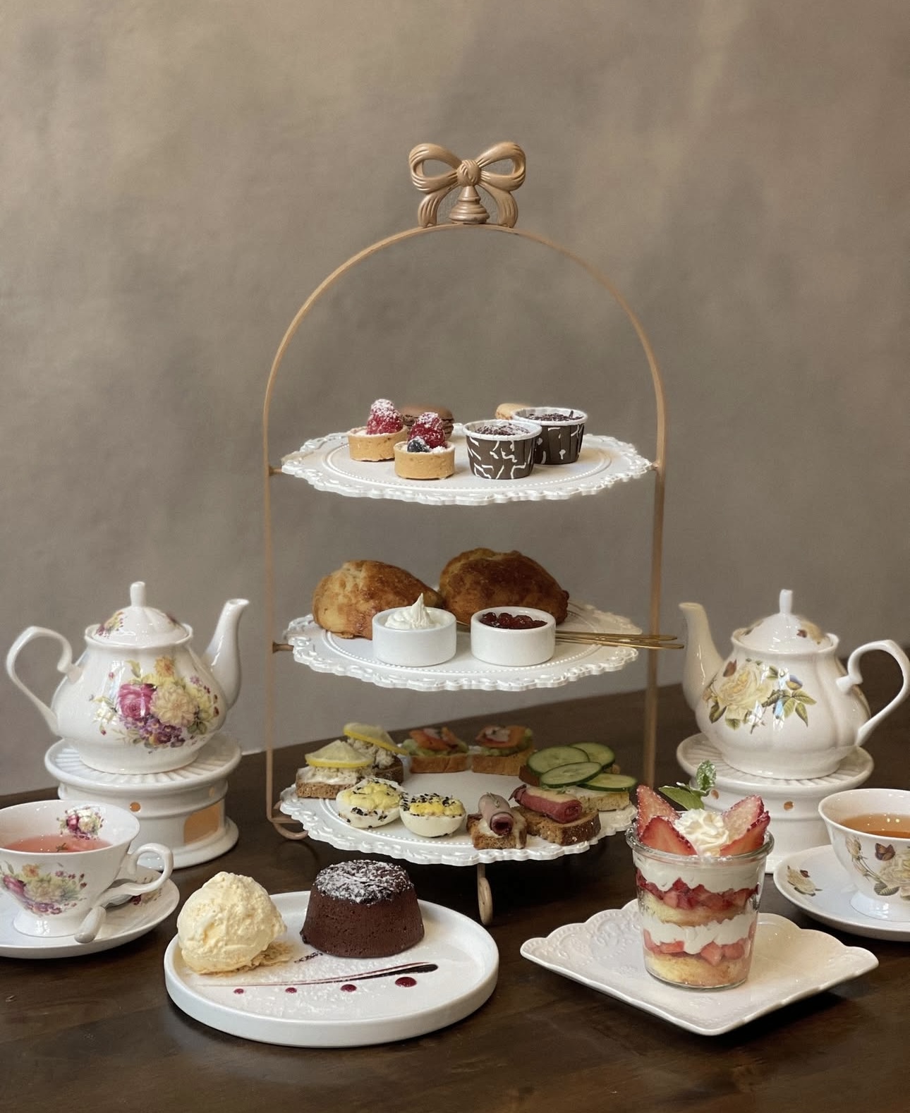 Scroller Pastry